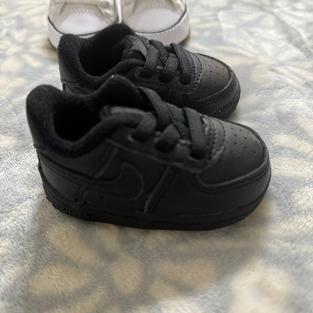 COPY - Name brand infant shoes Nike